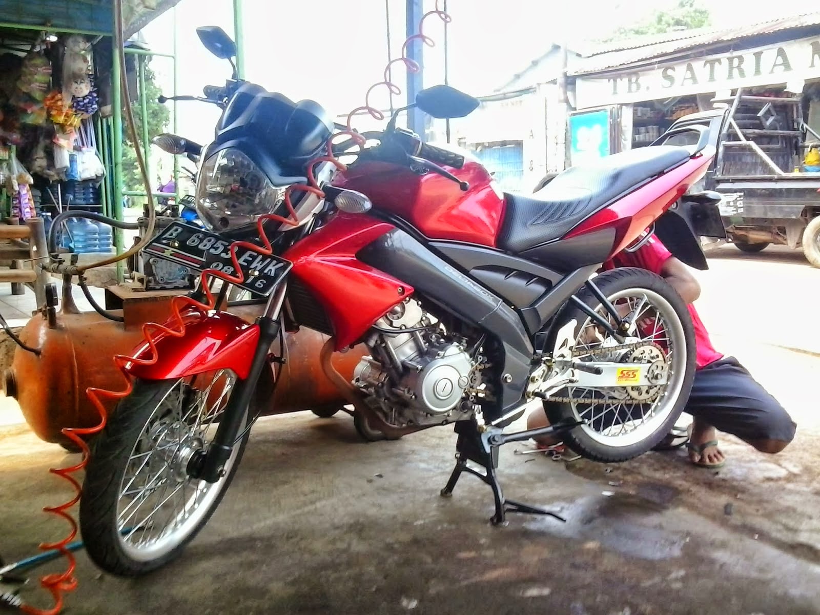 103 Modifikasi Vixion 2010 Warna Abu Abu Modifikasi Motor Vixion 103 Modifikasi Vixion 2010 Warna Abu Abu Modifikasi Motor Vixion