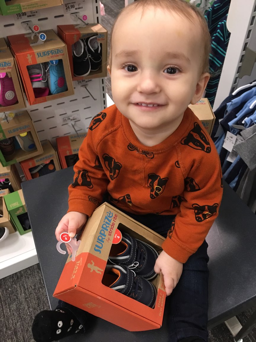 7+ Tips for Buying Baby's First Pair of Shoes TfDiaries By Megan