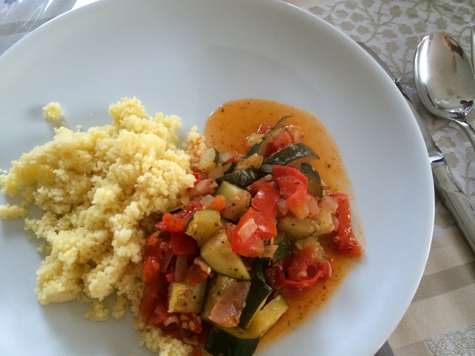 Vegetarisches Letscho mit Zucchini ~ LuboBase