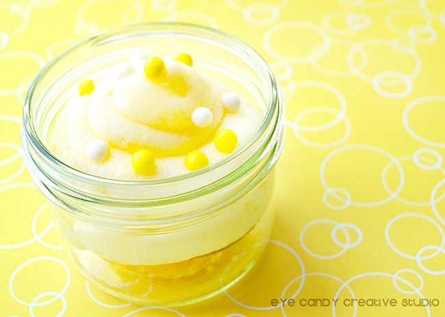 best lemon frosting, lemon cupcake recipe, lemons, sprinkles, spring dessert idea, easter dessert