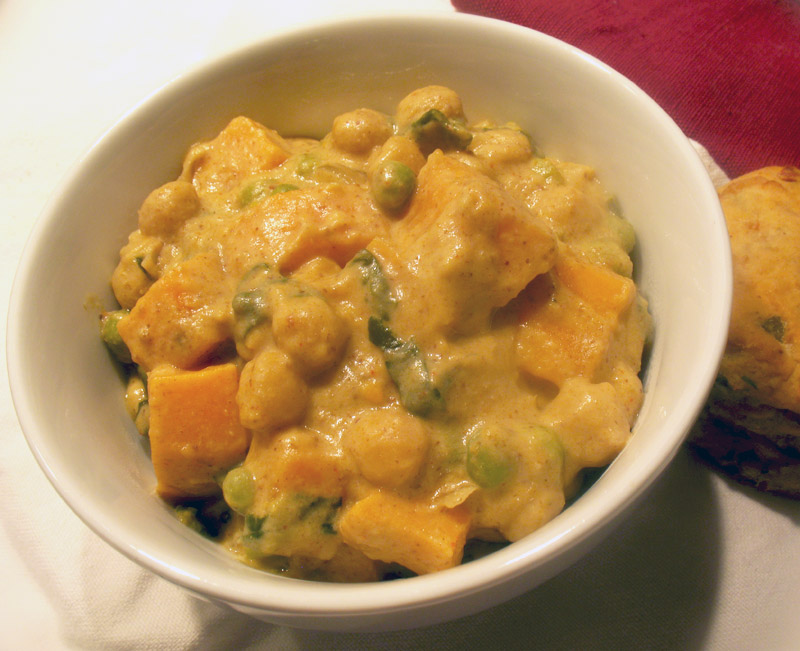 Sweet Potato, Chickpea and Spinach Curry with Green Peas | Lisa's
