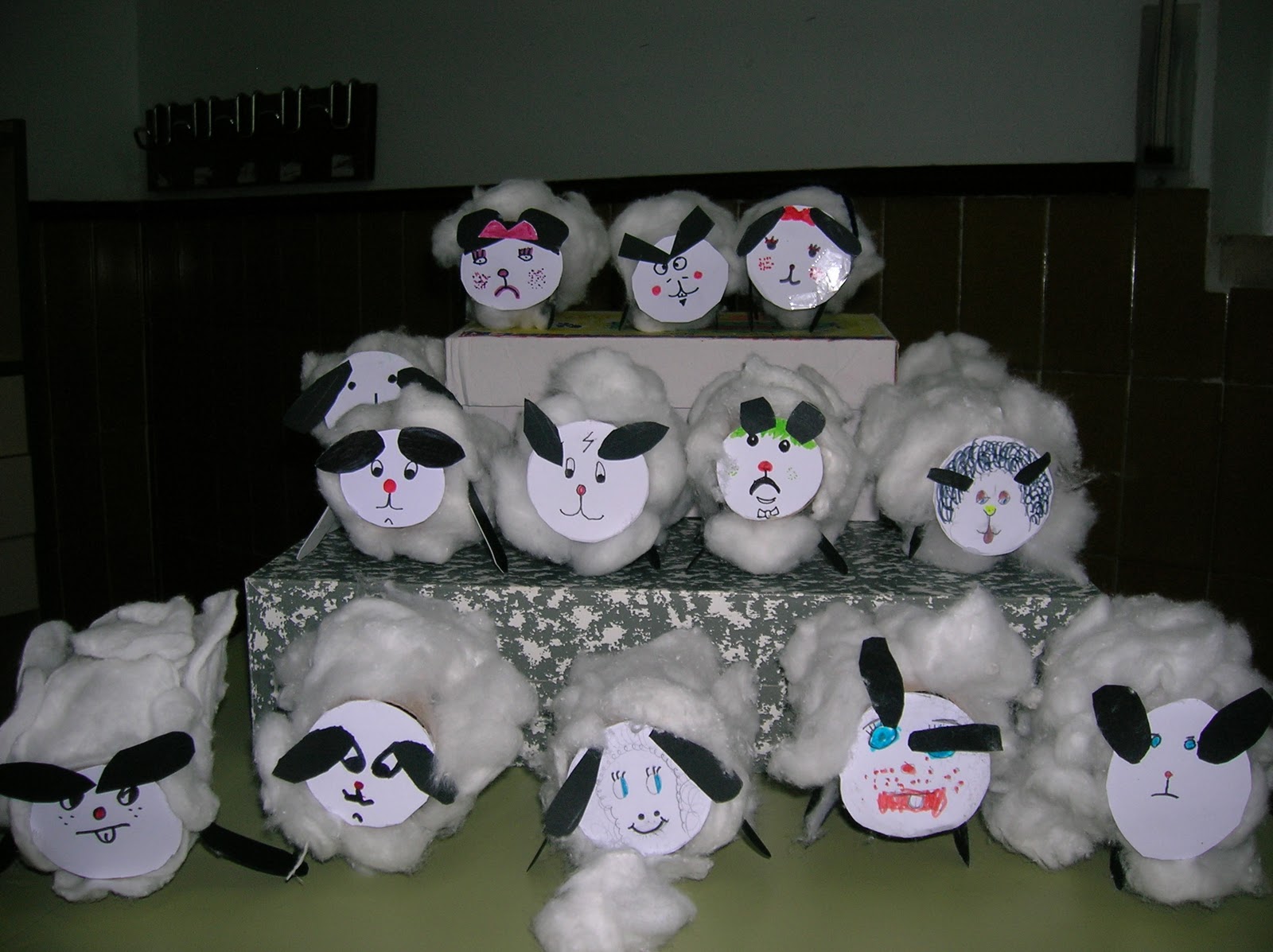 LA VOZ DE SEXTO: Como hacer una oveja de algodón