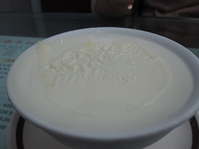 Yee Shun Milk Company, steamed milk