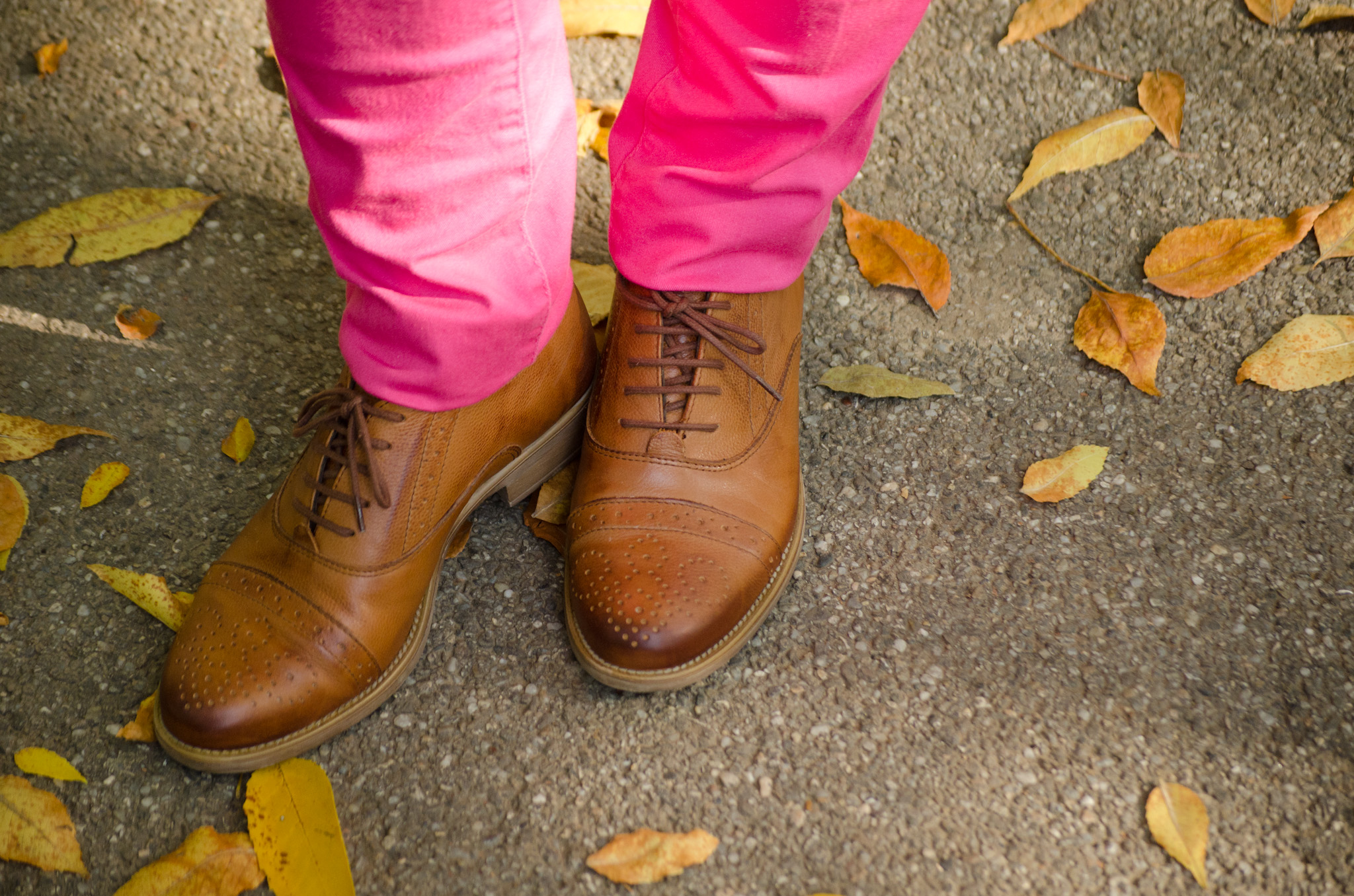 pink pants h&m grey sweater brown bag satchel oxford shoes boyish fall autumn