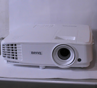 Proyektor BenQ MX528P - Fullset ( NEW )