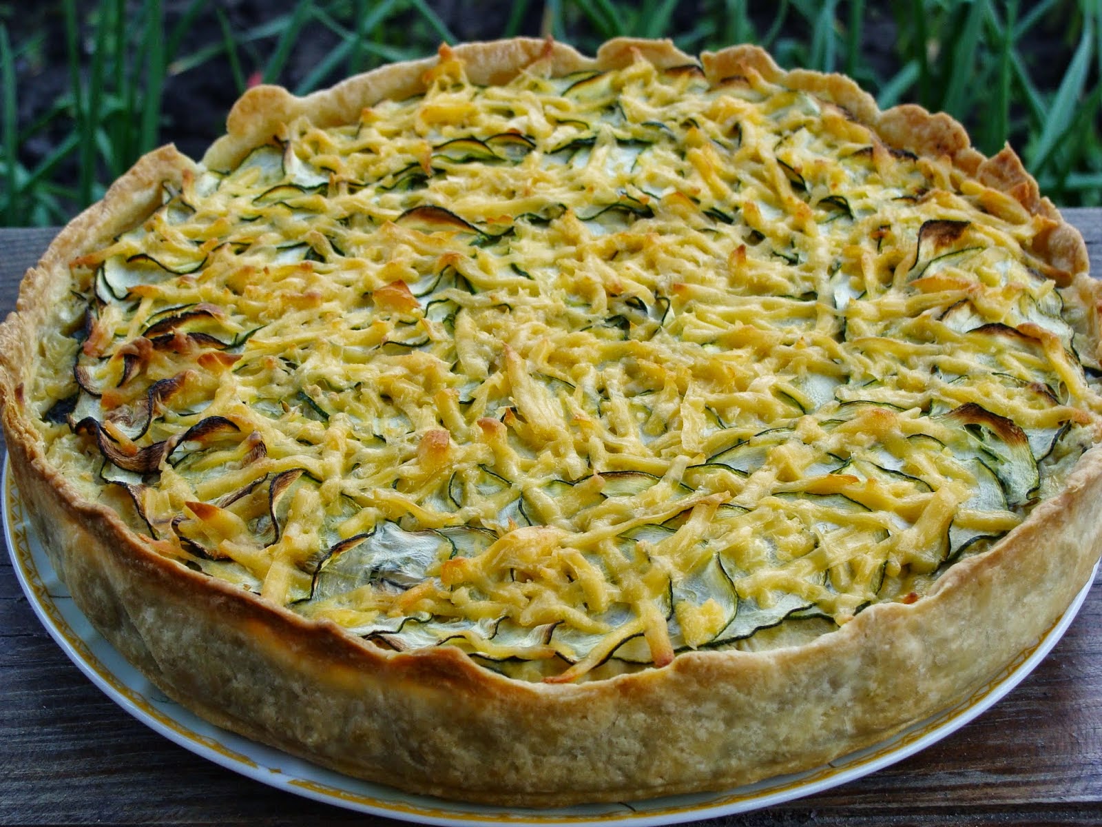 Пирог с цукини и сыром
