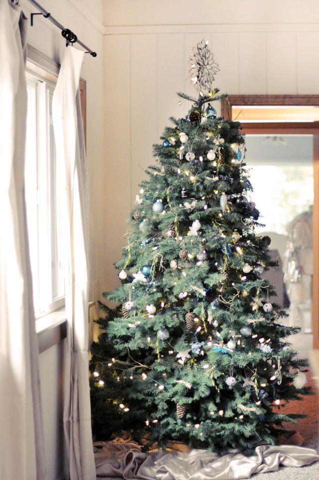 DIY rustic christmas tree