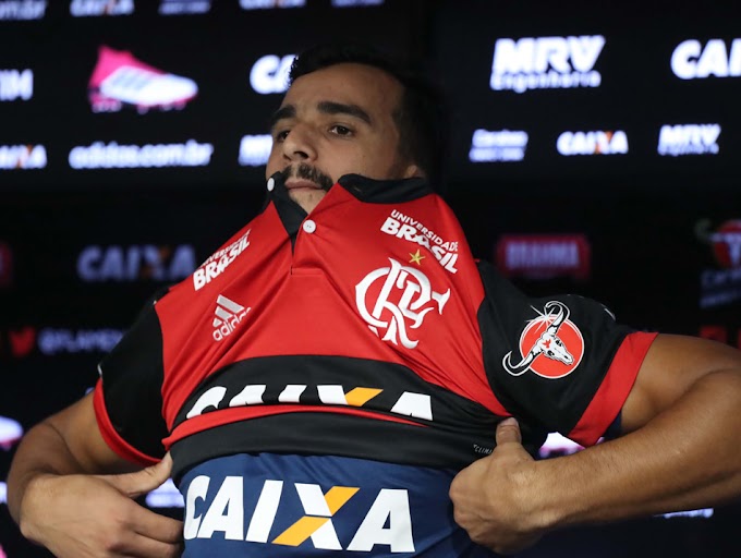 Dirigente do Flamengo revela novidade no próximo uniforme do clube