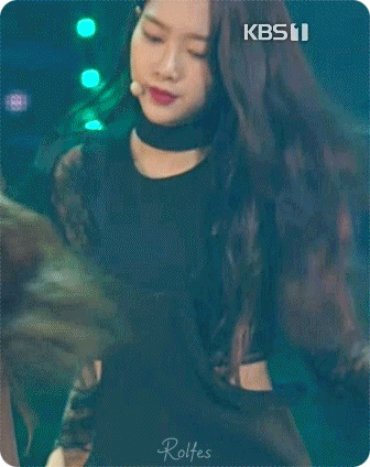 열린 음악회 올블랙 오마이걸 지호 불꽃놀이 + 비밀정원 움짤 ㅎㄷㄷㄷ.gif | 인스티즈