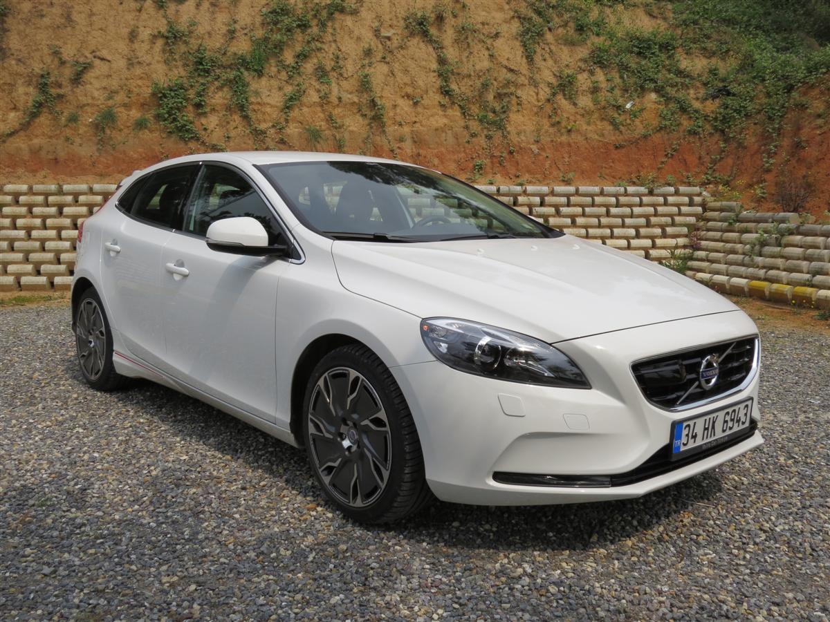 Agamemnon Volvo V40 D2 Advance