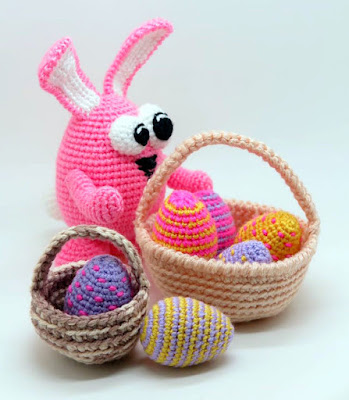 Crochet easter baskets