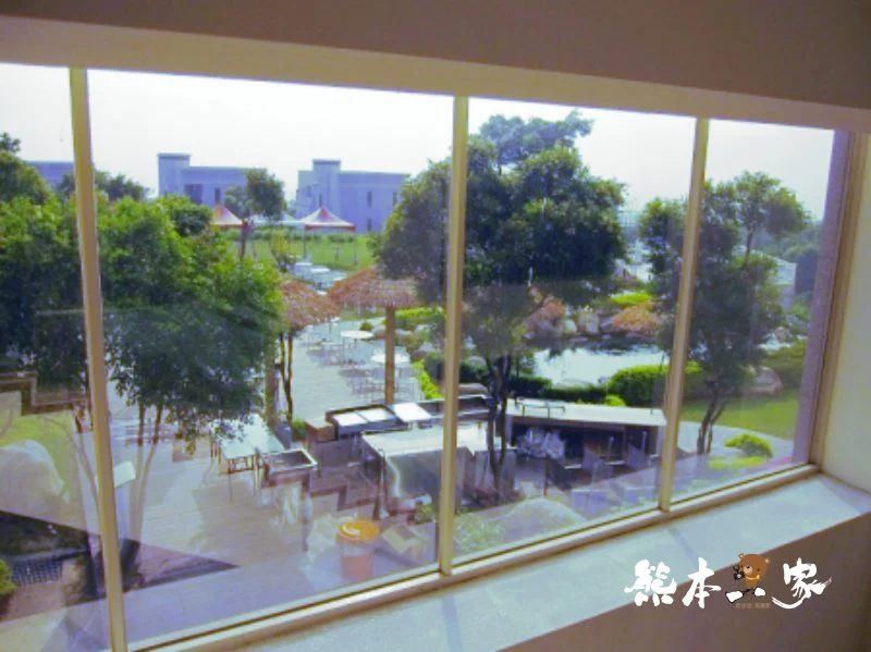 台中烏日泡湯賞夜景|清新溫泉飯店|美食百匯餐廳-休閒設施豐富