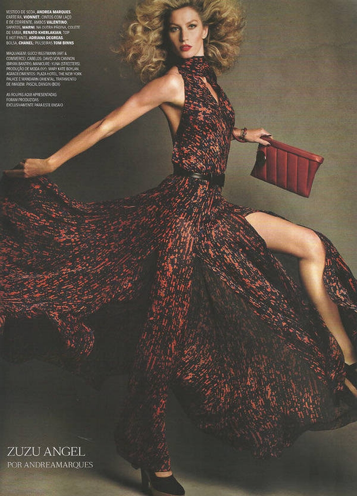 Smartologie: Gisele Bündchen For Vogue Brasil July 2011