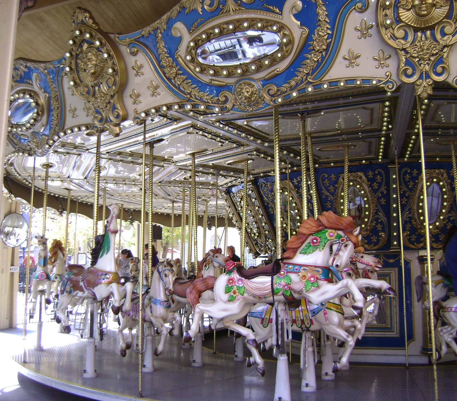 A Day at Dollywood and the National Southern Gospel & Harvest Celebration