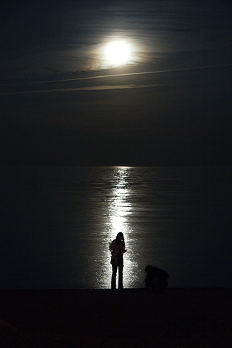 Moon Girls ~ BEAUTIFUL GIRL WALLPAPERS