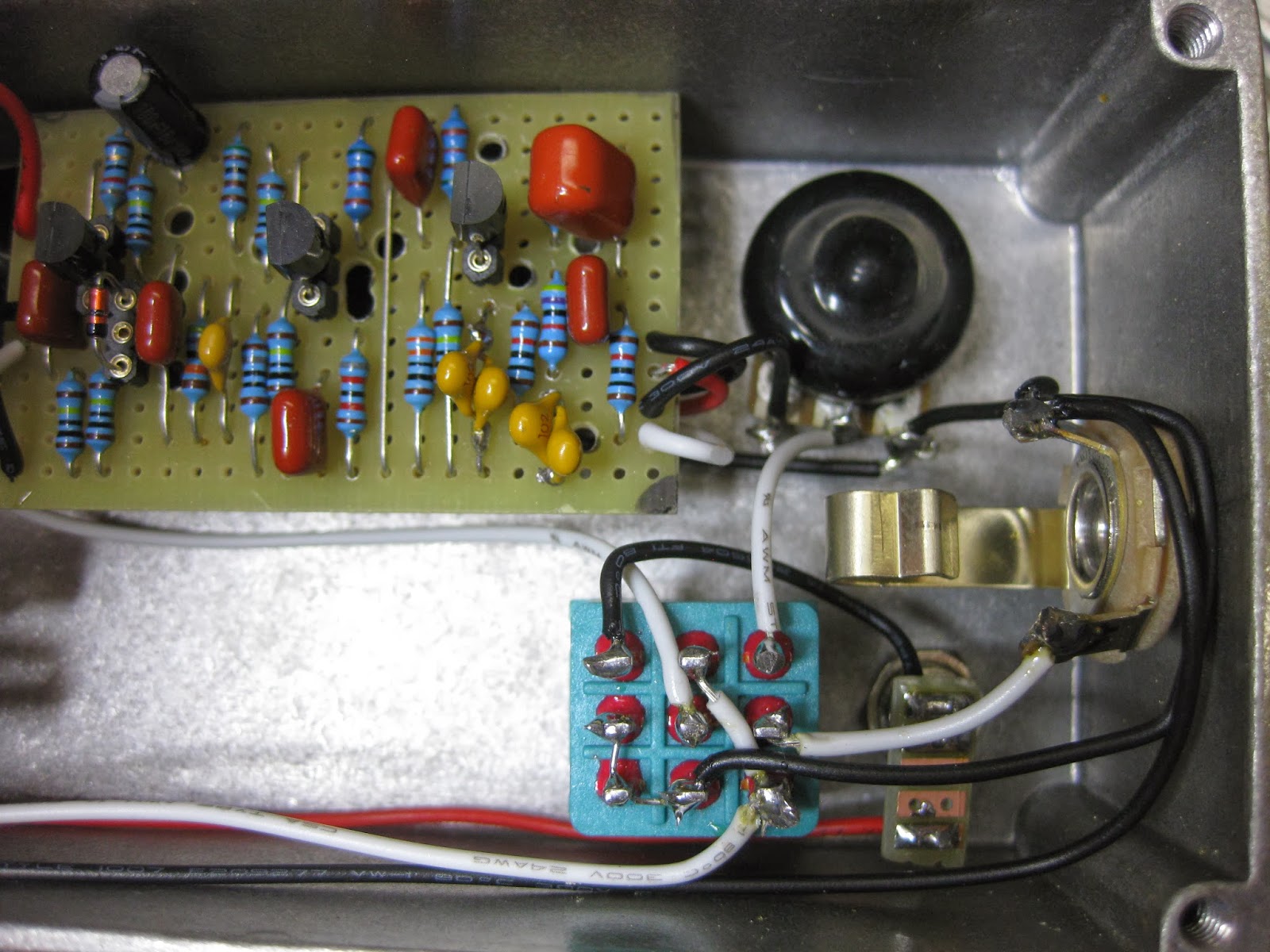 DIY Guitar pedal projects OffBoard soldering the BOX oF ROCK!