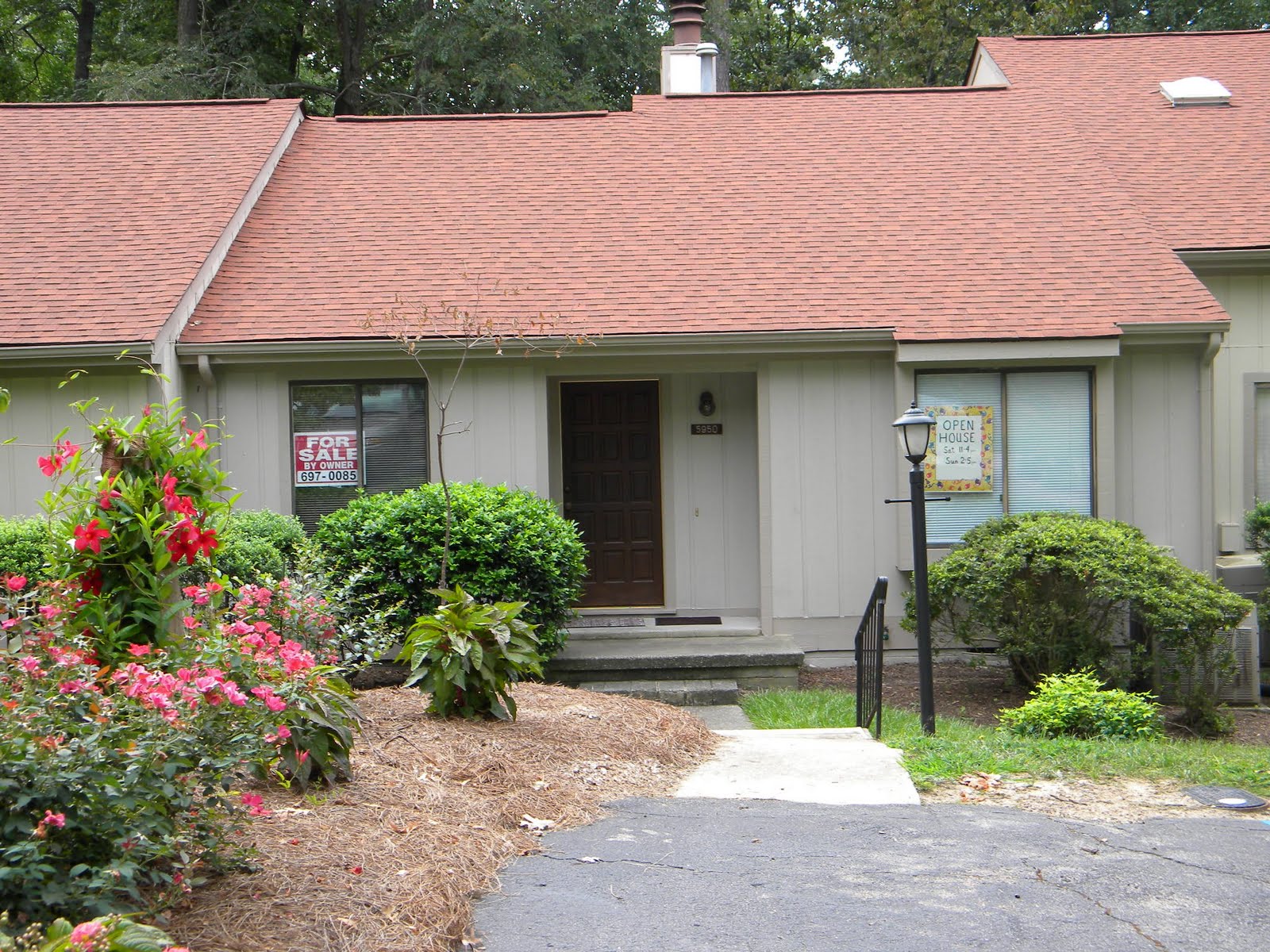 Wonderful Townhouse For Sale in North Raleigh