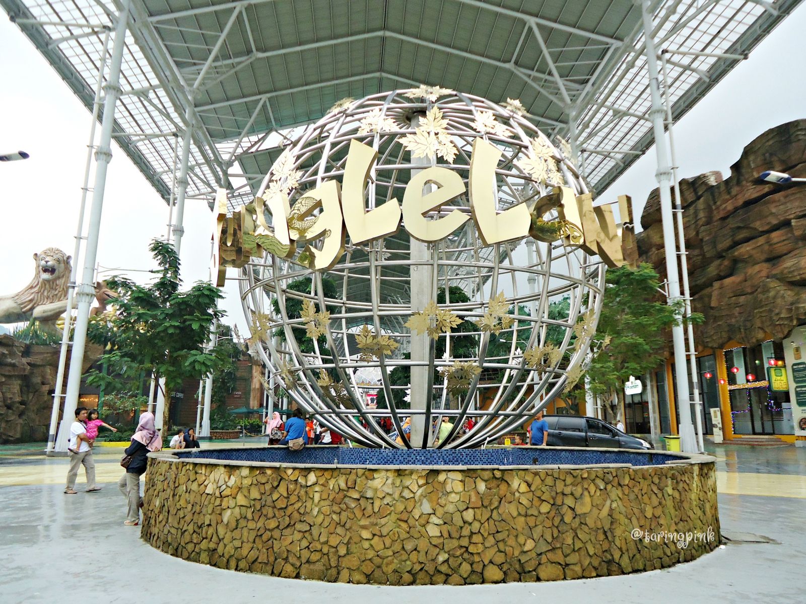 Catatan Akbar REVIEW JUNGLELAND ADVENTURE THEME PARK