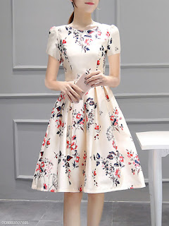 https://www.fashionmia.com/Products/inverted-pleat-floral-printed-puff-sleeve-round-neck-skater-dress-182142.html
