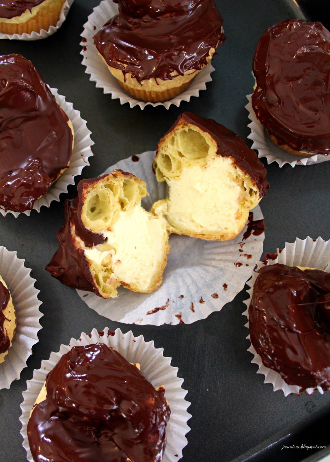 Jo and Sue: Eclair Cupcakes