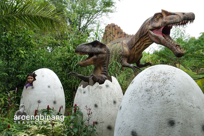 petualangan dinosaurus taman legenda keong emas tmii