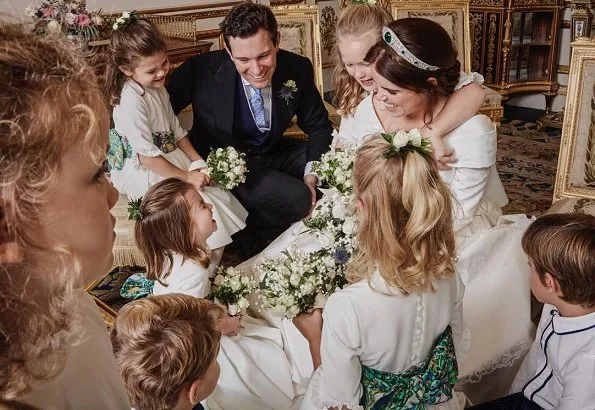 Princess Eugenie shared a photo showing the bridesmaids and page boys. Princess Charlotte of Cambridge and Prince George at royal wedding day