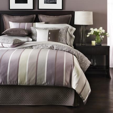 Brigitte's Kitchen and Home: Beds and Bedding on Home Day Fridays!