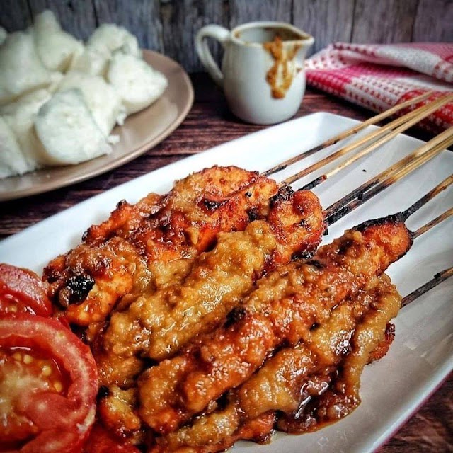 Sate Ayam Bumbu Kacang - Resep Olahan Ayam