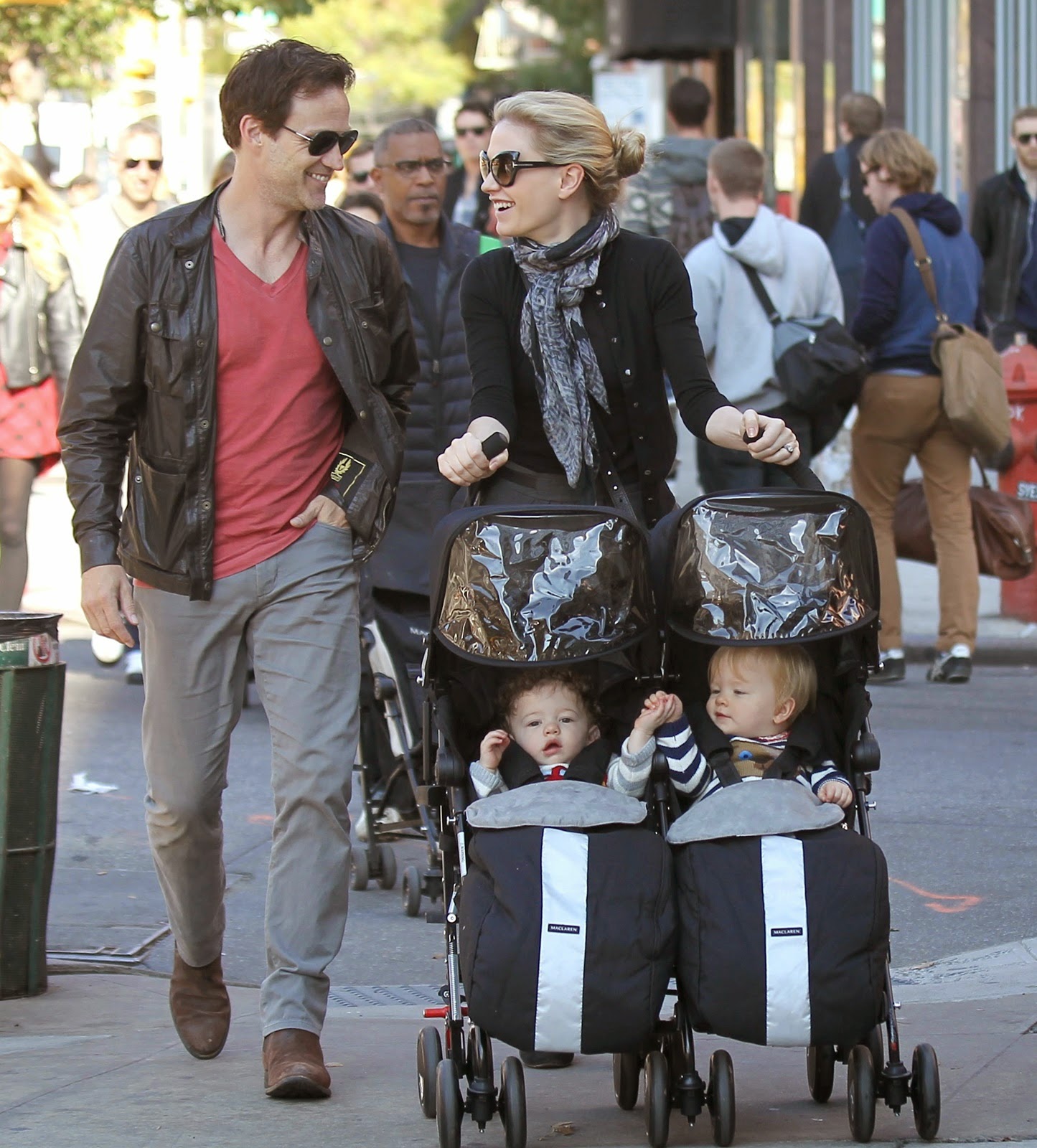 Billy - Lilac - Charlie - Poppy : Stephen Moyer & Anna Paquin Out With