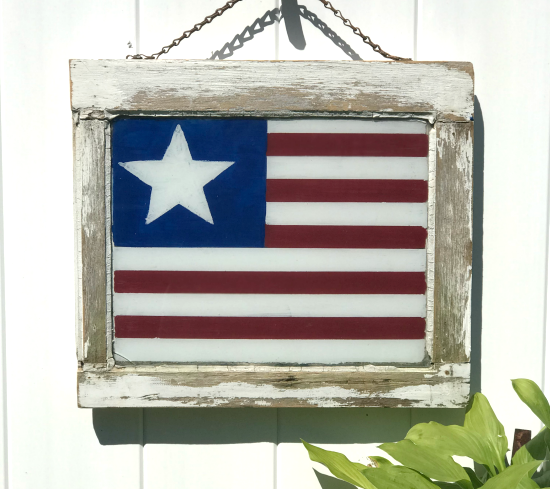 Chippy Window American Flag
