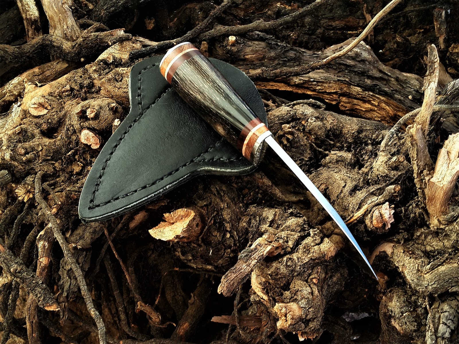 Sgiandubh Scottish traditional knife