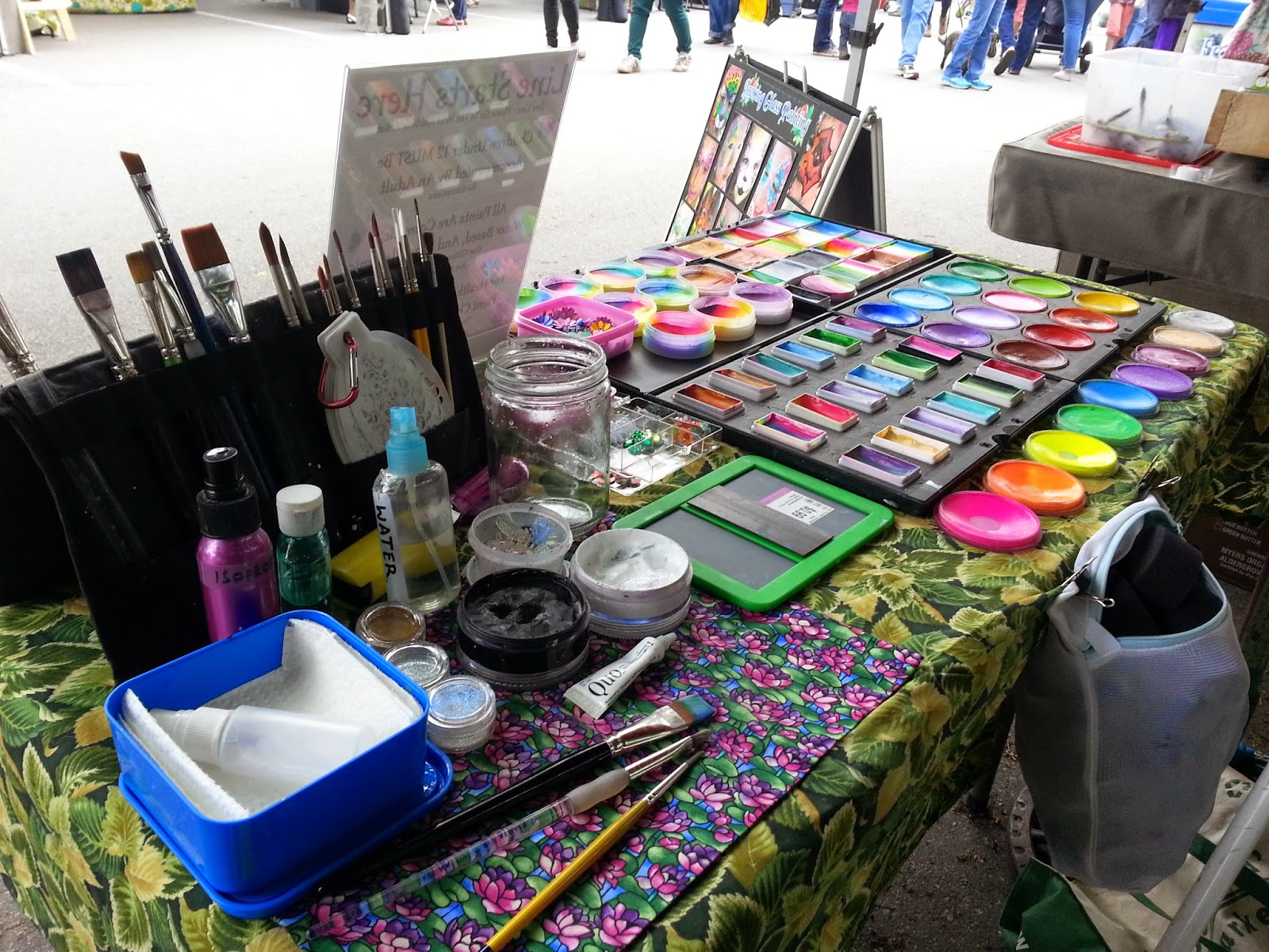 Life, Art, and Face Paint 8 Tips For A Clean & Tidy Setup