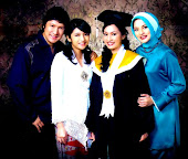 Wisuda di FIB, UI, IsabellaFawzi anak Ikang Fawzi & Marissa Haque