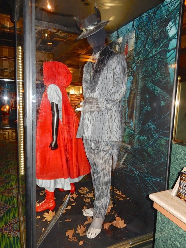 Hollywood Movie Costumes and Props Johnny Depp's Wolf costume and