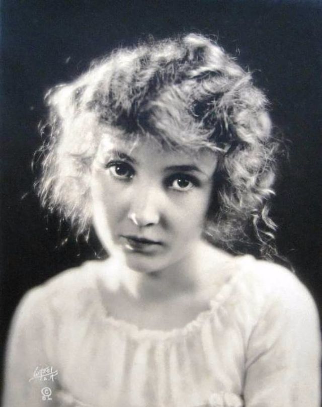 43 Beautiful Vintage Photographs of Bessie Love in the 1920s ~ Vintage ...