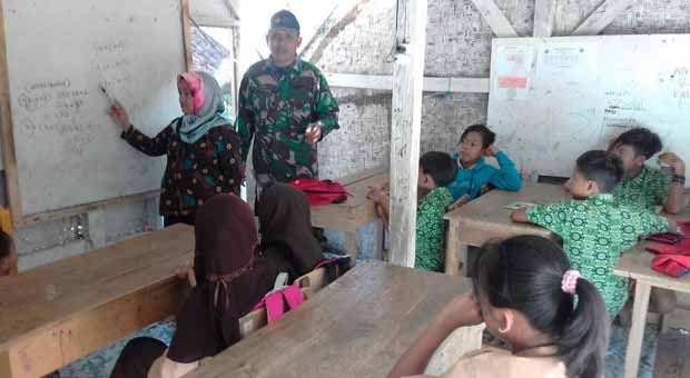 Serda Komari Isi Materi Pelajaran Bahasa Indonesia di MI Jatisari