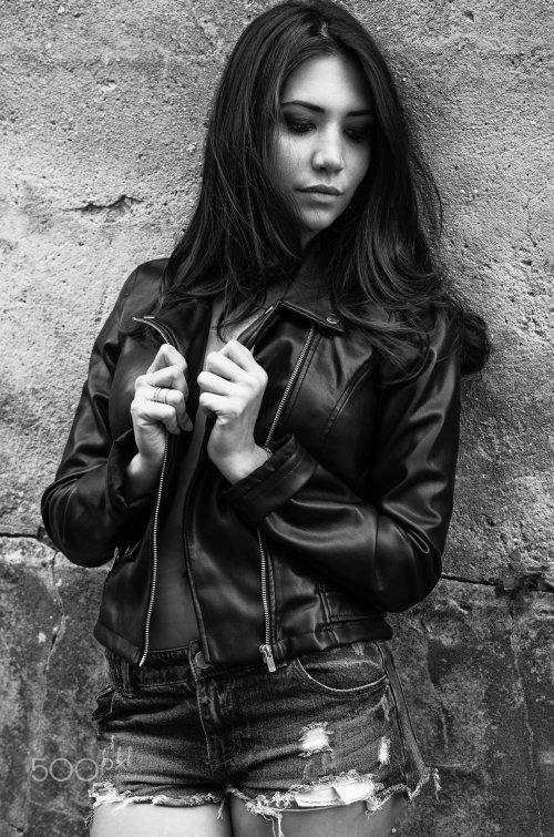 As lindas modelos nas fotografias fashion em preto e branco de Arti Frederic Arti Frederic 500px arte fotografia mulheres modelos francesas beleza sensuais preto e branco