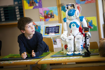 education-robot-blue-720x720.jpg