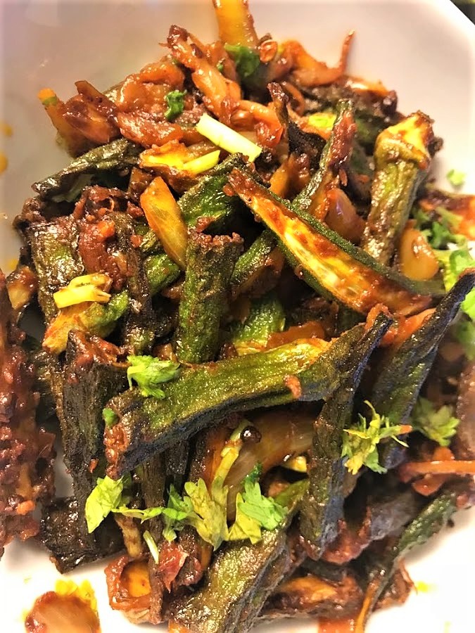 Crispy Fried Bhindi Masala (Crispy fried Okra tossed with onions and