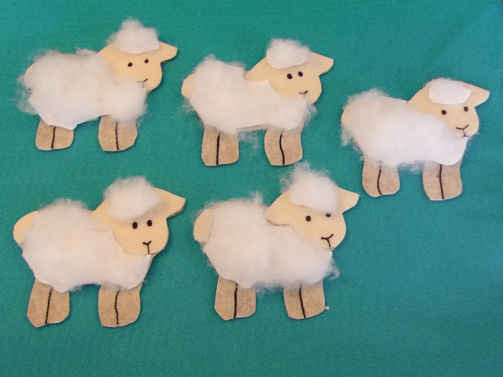 Flannel Board Fun Five White and Fluffy Sheep