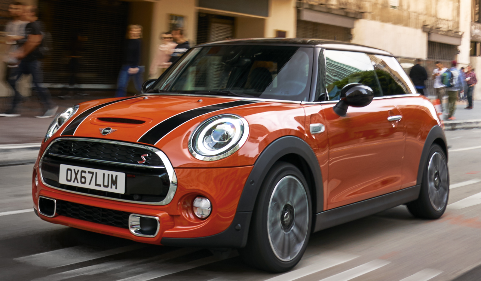 New Minis A Sizable Chunk Meet The John Cooper Works Hardtop
