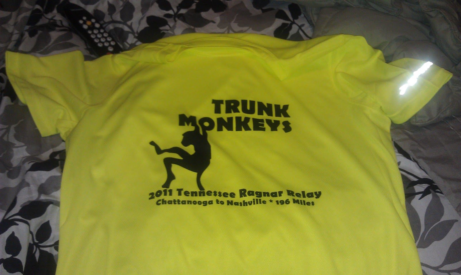 Because I can... Wordless Wednesday TRUNK MONKEYS!