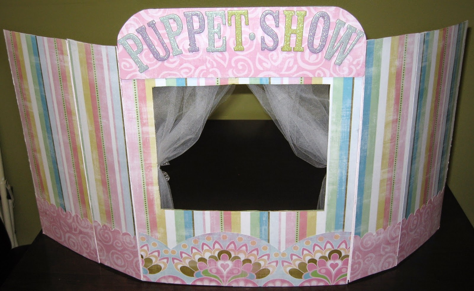 Monica Katie DIY Finger Puppet Theater