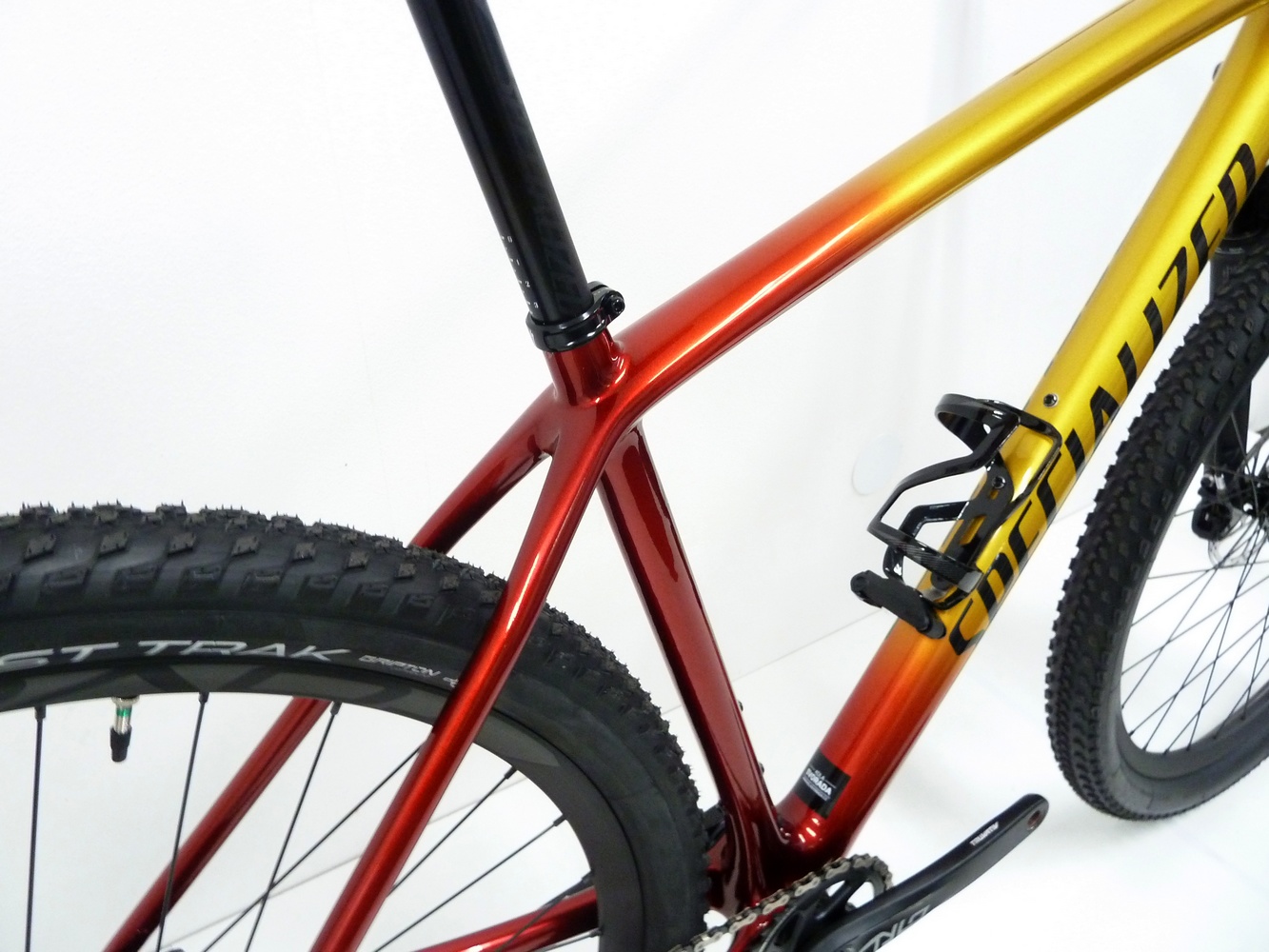 specialized hardtail expert 2018