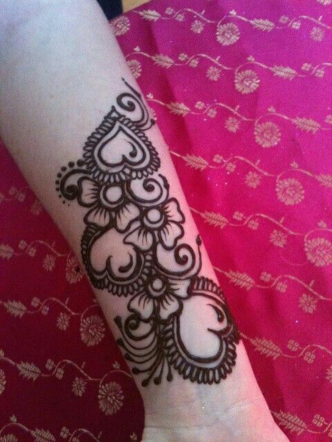 10 Inspiring K Letter Mehndi Designs Suitable for Anyone