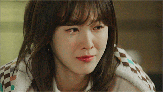 [상플] 결혼식 지겨워 죽겠는데 웬 여자가 부케를 받고 있음.gif | 인스티즈