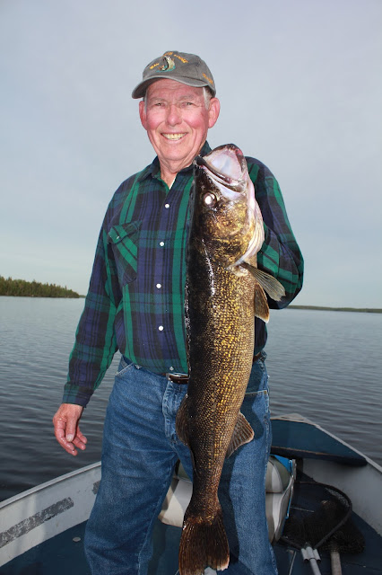huge giant trophy pike walleye Red Lake Ontario Canada fishing report Nungesser Anglers Kingdom