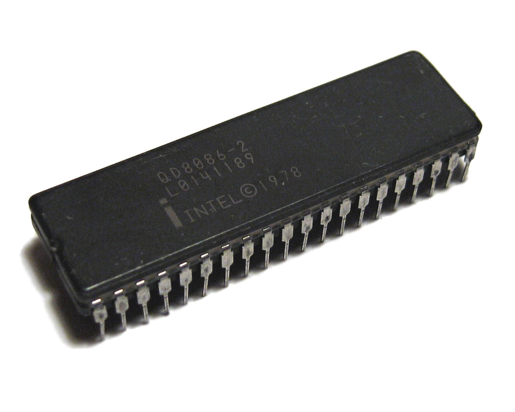 Intel 8088. Микропроцессор 8086. Intel 8086 PC 1978. Процессор первого поколения.