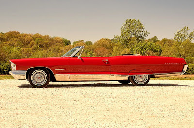 1965 Pontiac Bonneville Convertible Review 1965 Pontiac Bonneville Convertible Side Left