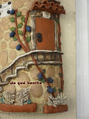 Teja rústica decorada